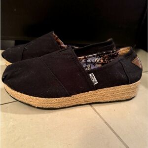 Bobs shoes for women (size 7.5)